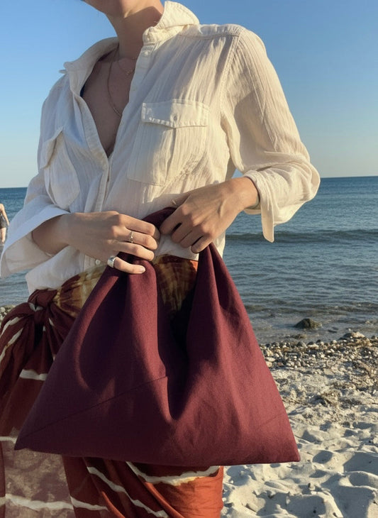 Burgundy linen origami bag small – handmade linen shoulder bag by Esra Kayira brand